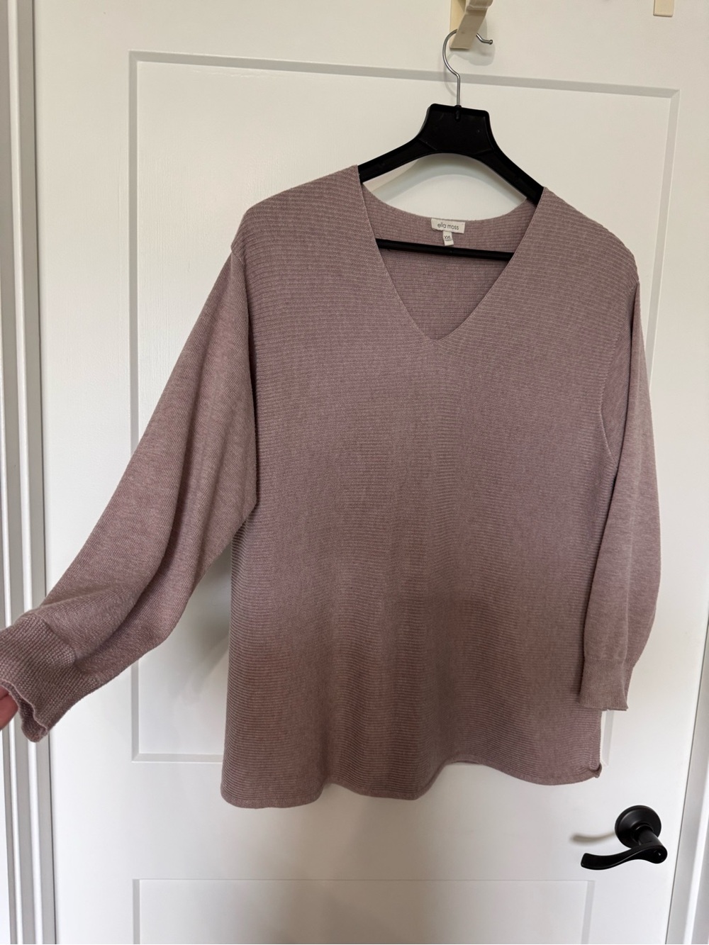 Ella Moss V-Neck Sweater - Mauve